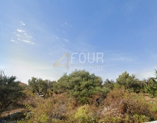 Zemljišče Novalja, 762m2