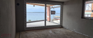 AKCIJA!! PAG - MANDRE, STANOVANJE 154,06 M2, PRODAJA, PRVA VRSTA OB MORJU, RAZGLED, NOVO, VRT, DVIGALO!!!