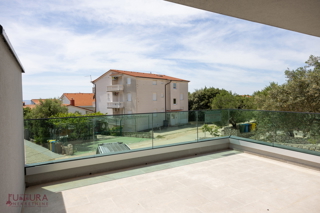 PAG - MANDRE, STANOVANJE 101,52 M2, PRODAJA, NOVO, VRT, GARAŽA, LOKACIJA