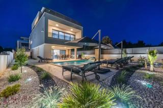 ZADAR - ZATON, VILA 223,23 M2, PRODAJA, RAZGLED, LOKACIJA, BAZEN, NOVO!!!