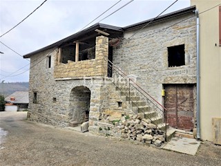 Motovun 10 km - Kamnita hiša z dvoriščem na mirni lokaciji