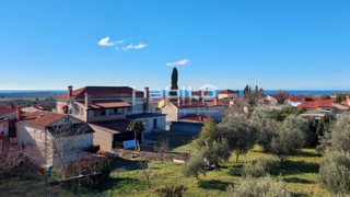 Poreč - Novo stanovanje s pogledom na morje, 2 spalnici, DVIGALO, 2 parkirni mesti