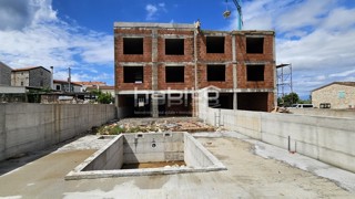 Okolica Poreča, Tar - Luksuzno stanovanje z bazenom, 5 minut od plaže