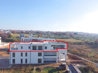 Prostornost, udobje, kakovost in neustavljiv razgled iz popolnega penthousea