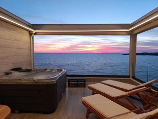 Prva vrsta ob morju - luksuzni penthouse