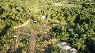 Vodnjan - gradbeno zemljišče 1.000 m² + 7.000 m² bonus zemlje!