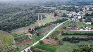 Barban, 4 zazidljiva zemljišča za gradnjo 4 počitniških hiš, pogled na morje