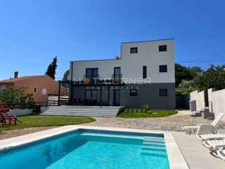Hiša Pješčana Uvala, Medulin, 180m2