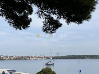 Pomer, Medulin, vrhunska lokacija, gradbeno zemljišče 615 m², 300 m od morja