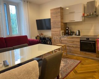 PRILOŽNOST – 3 STANOVANJA: enosobno stanovanje in dva garsonjera!