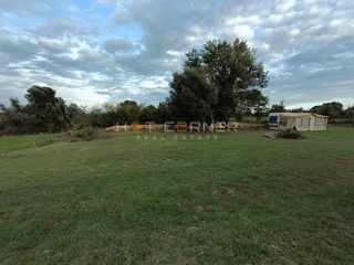 Kmetijsko zemljišče Šišan, Ližnjan, 432m2