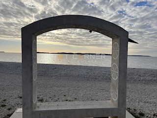 Fažana, 50 m od plaže, luksuzno stanovanje s bazenom, pogled na morje