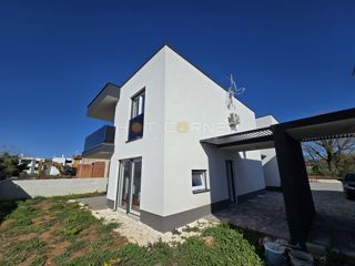 Hiša Medulin, 120m2