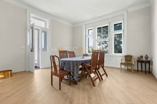 Elegantno stanovanje v Villi Minz, 147 m², razgled na morje