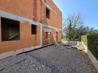 Hiša Peroj, Vodnjan, 111m2