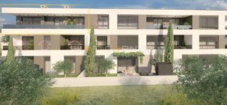 Štinjan, penthouse, 3 spalnice, velika terasa, pogled na morje, 3 minute vožnje od plaže Puntižela!