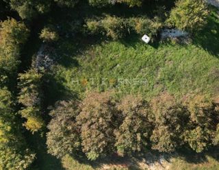 Privlačna zemljišča z gradbenim dovoljenjem