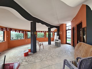 Poslovni prostor Štinjan, Pula, 141,50m2