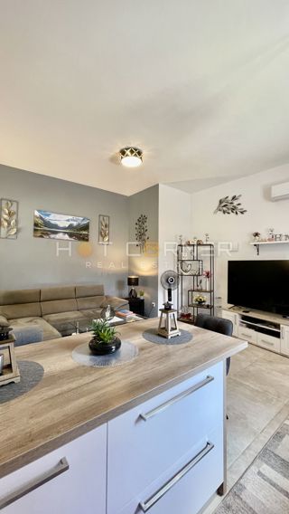 Stoja, luksuzno stanovanje z vrtom, 250 metrov od morja CALL → +385993242295