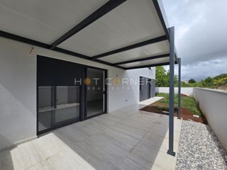 Stanovanje Banjole, Medulin, 70m2