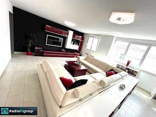 Dugopolje, 4 sobno PENTHOUSE 174m2 // preberi opis / PRILOŽEN VIDEO
