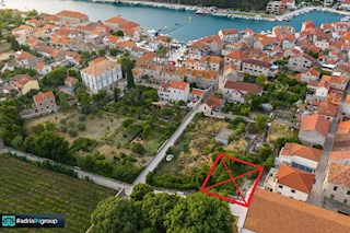 Stari Grad, PROJEKT Z DOVOLJENJI (zemljišče) cona A - PREBERITE OPIS - video