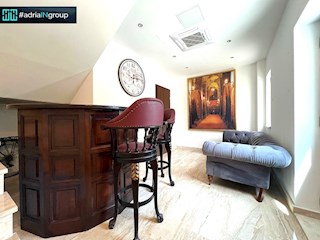 Trogir, Butični hotel z restavracijo/PRVI RDEČE MORJE /video - preberite opis