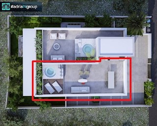 Podstrana | 3-sobno stanovanje 120 m² - strešna terasa, razgled, parkirišče