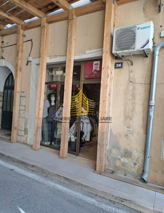 Poslovni prostor, prodaja, Obrovac, 36 m2, prostor za storitve