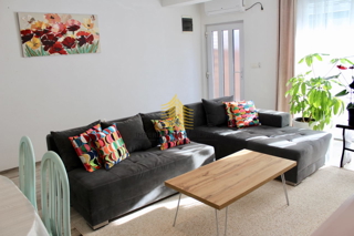 Stan, Prodaja, Okrug, Okrug Gornji, 68 m², 2,5-prostorska stanovanje (2P + DPN)