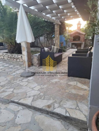 Hiša, Prodaja, Ražanac, 200m2, Samostojna