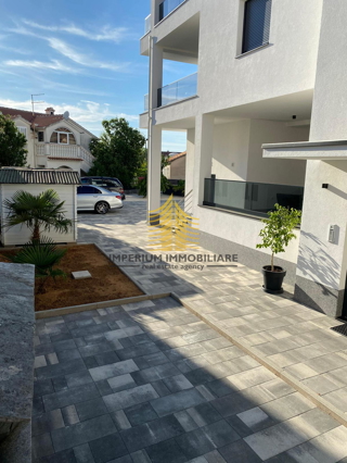 Hiša, Prodaja, 400 m2