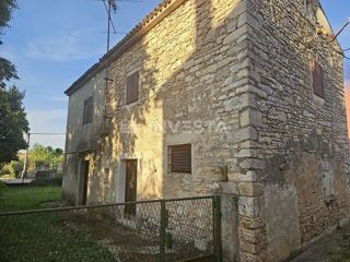 Hrvaška, Istra, okolica Pule, edinstvena tradicionalna istarska kamnita hiša 70m2