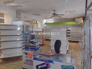 Funtana, poslovni prostor - trgovina, 220 m2, 2600 eur/m2