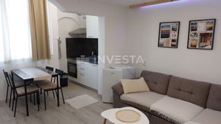 Dvonadstropno stanovanje v Červar Portu