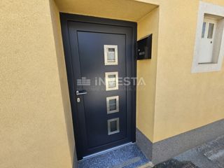 Vodnjan, prenovljena družinska hiša s 3 spalnicami