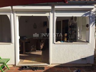 Barbariga, pritlična hiša s parkiriščem, površina 90m²