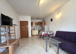 Fažana, okolica Valbandon, enosobno stanovanje na mirni lokaciji