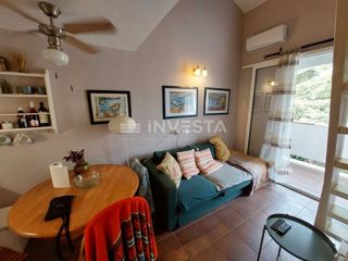 Červar-Porat, dvoetažni apartma 47 m2, 2 ss, 150 m od morja