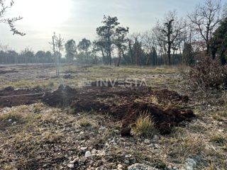 Gradbeno zemljišče površine 1080 m²