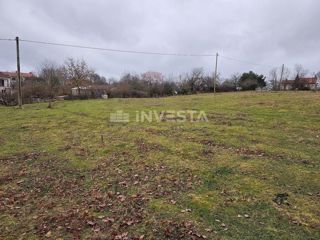 Žminj, zazidljiva parcela 6.186 m2, odlična lokacija