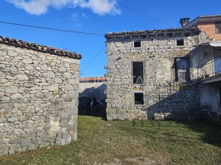 Ročko Polje, istrske kamnite hiše z vrtom