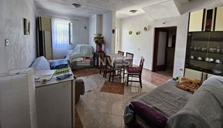 Peroj, hiša 106m2 s parcelo, 600 m od plaže