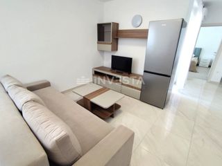 Apartma v 2. nadstropju, 2 spalnici, terasa, parkirišče, blizu morja!