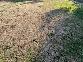 Pula, Štinjan, gradbena parcela velikosti 500 m²