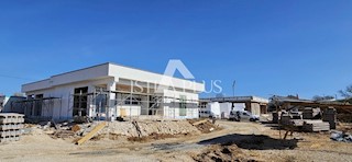 Sodobna hiša - enonadstropna hiša modernega dizajna 3500m od Poreča