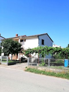 Samostojna hiša v okolici Poreča