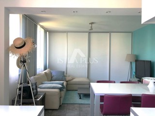 Istra, Červar Porat - Lepo urejen apartma v 2. nadstropju 30m od morja!!