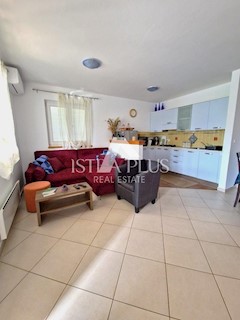 Apartma v pritličju v bližini plaže