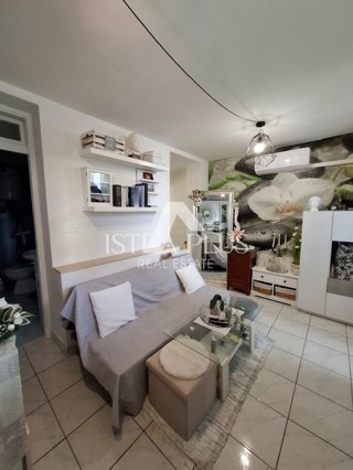 Novo naselje!! Apartma v pritličju 600 m od morja